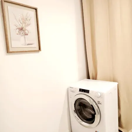 Apartment T3, Hyper Centre, 1 Er Etage, Avec Garage En Supplement Valence (Drome)